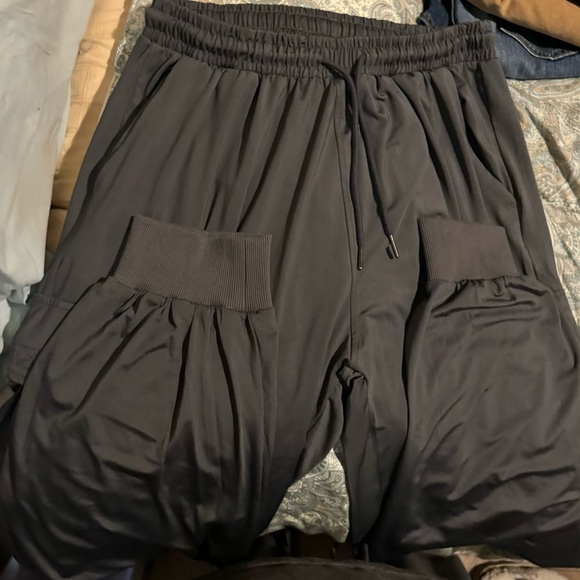 SHEIN Women’s Charcoal and Navy Jogging Cargo Pants - Picture 7 of 14